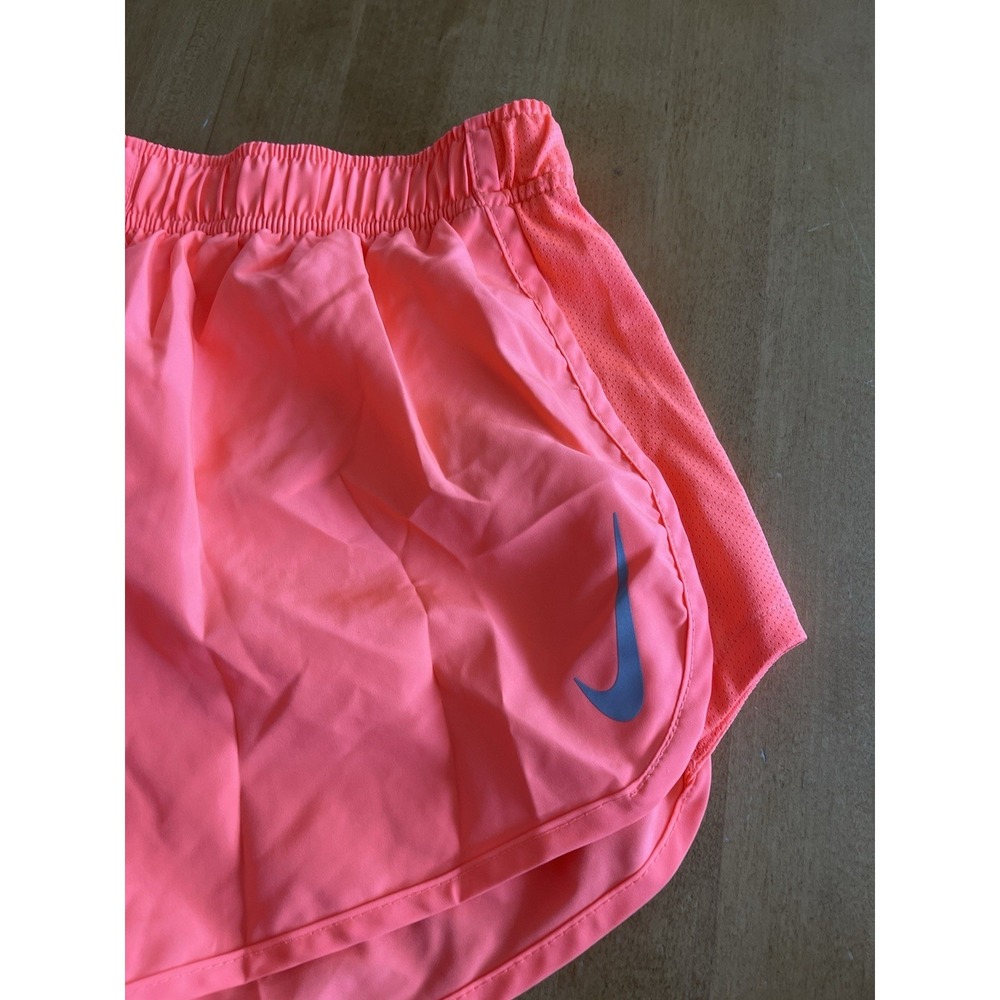Nike Fast Dri Fit Tempo Short Womens Sz M Medium Coral Orange Athletic Run Track - Picture 3 of 9